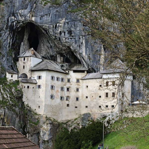 Castello di Predjama